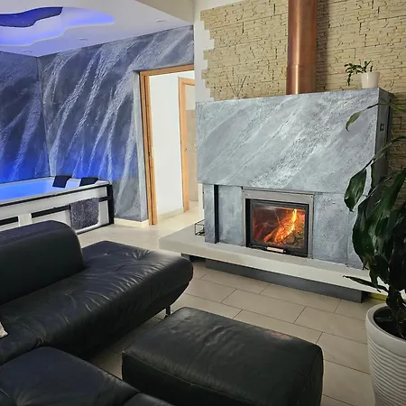 Apartamento Blue Hole E Jacuzzi Santeramo in Colle