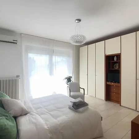 Apartament Blue Hole E Jacuzzi Santeramo in Colle