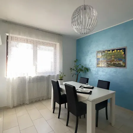 Apartament Blue Hole E Jacuzzi Santeramo in Colle