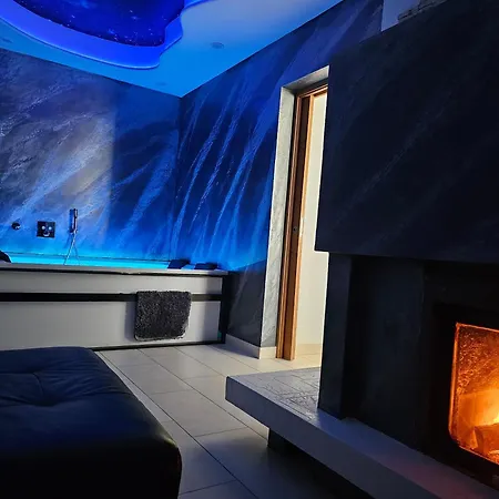 Blue Hole E Jacuzzi Apartment Santeramo in Colle